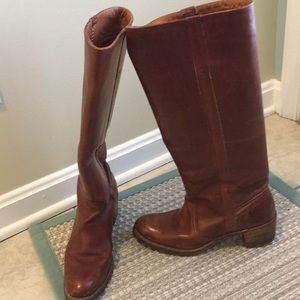 Frye Boots 7 1/2 AA Brown Vintage